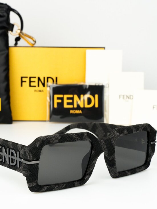 Fendi Women Sunglasses Grey Monogram Rectangle FE40074U FENDIGRAPHY 05A NEW main image 7